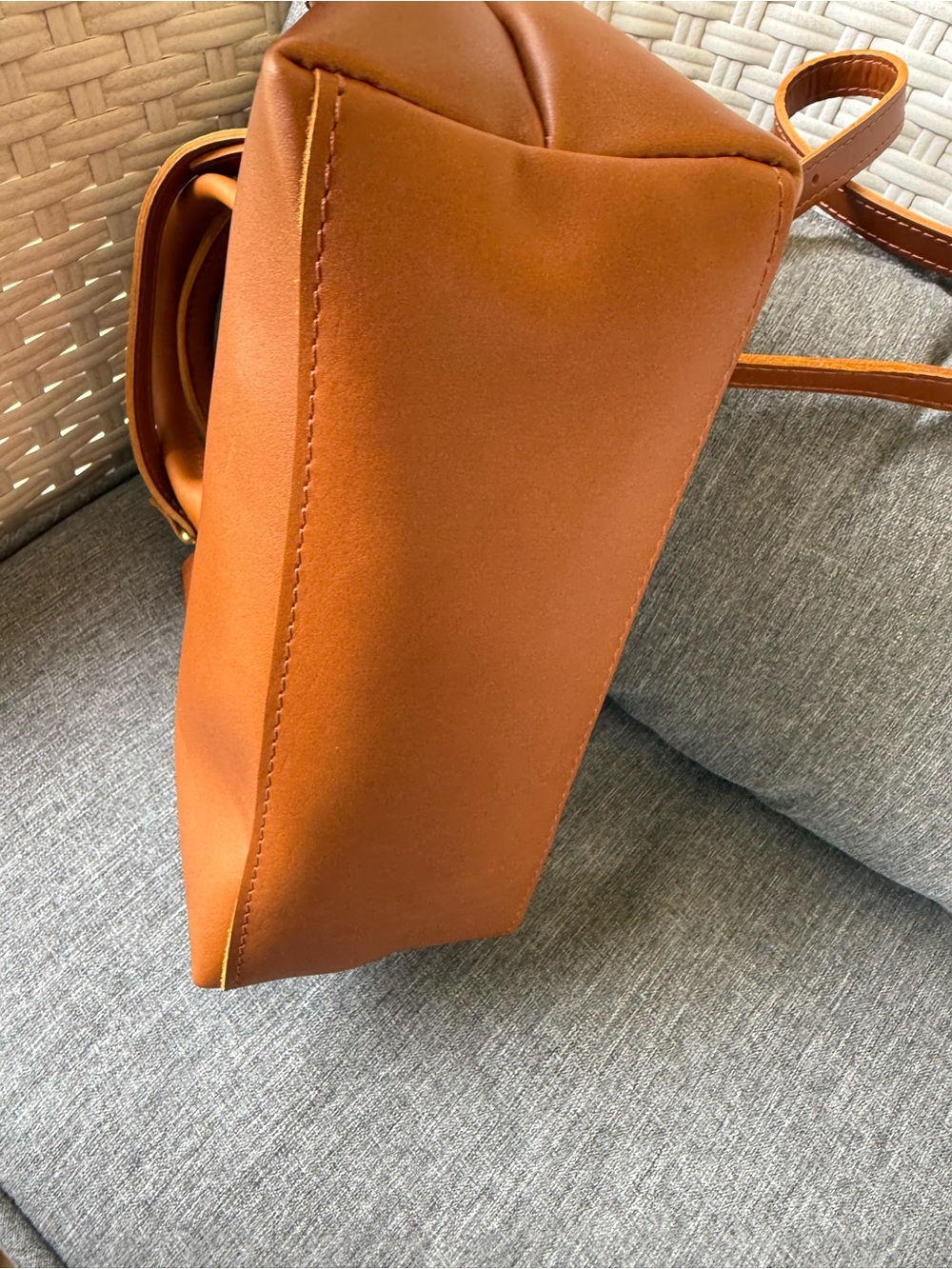 Portland Leather Goods- Large Raindrop bag - Picture 7 of 15